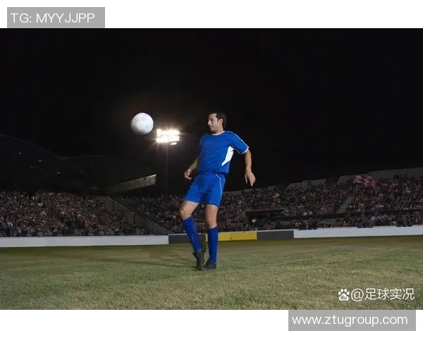 日本足球明星精彩踢球视频集锦展现球场魅力与技巧的瞬间
