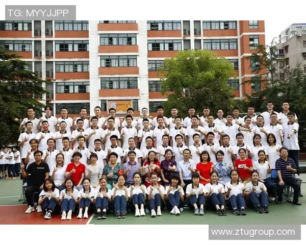 武汉羽毛球队选拔赛特别报道：奋勇拼搏铸就辉煌突破之路