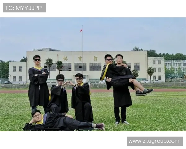 足球明星个人拍照姿势解析与技巧分享助你成为镜头前的焦点