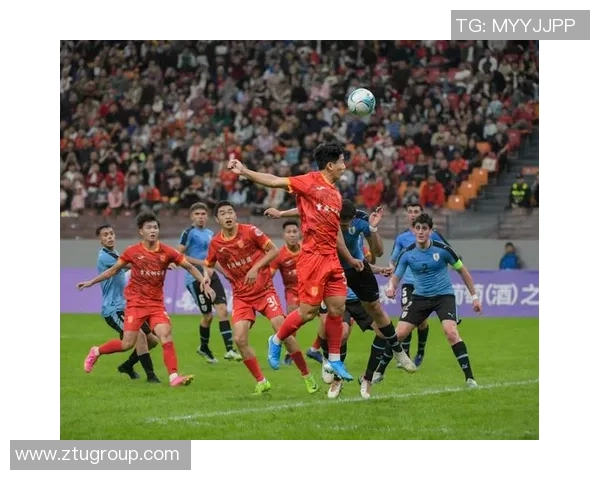 重庆足球队状态变革引发热议球迷期待新篇章与未来发展